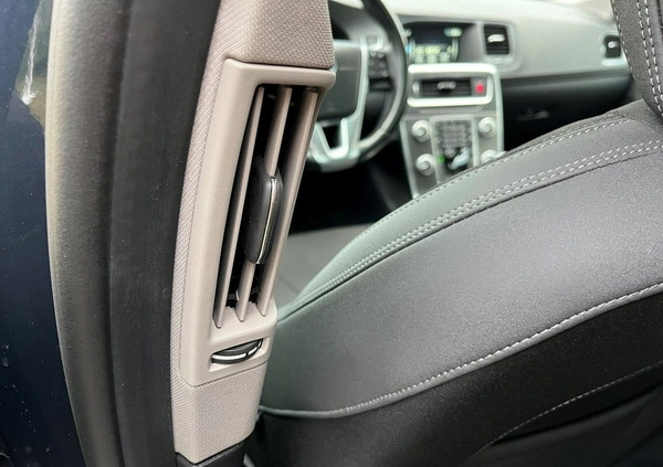 Volvo V60 cena 40900 przebieg: 200000, rok produkcji 2014 z Opole małe 562